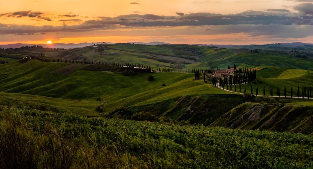 Editorial luxury destination wedding venue in Tuscany, Italy - Cinematography by QFILM Studio